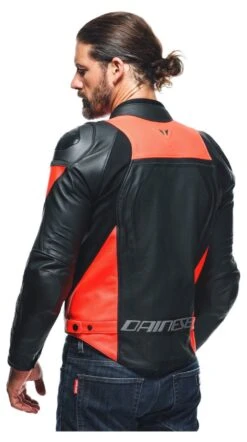 Dainese Racing 4 Perf. Motorjas -Geselecteerde Motorkledingwinkels 025088 131 4 Dainese Racing 4 Leather Jacket Perf